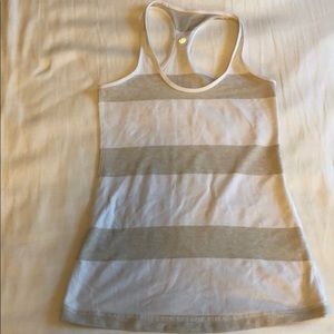 LULU LEMON fitted tank